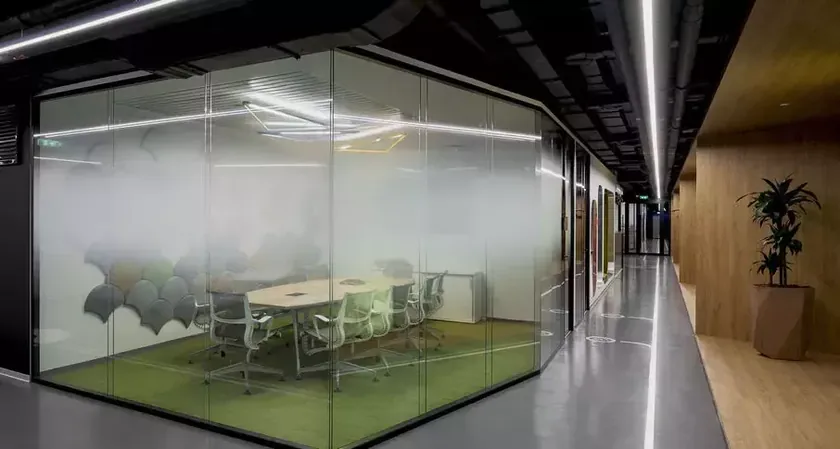 Commercial Glass in Atlanta, GA