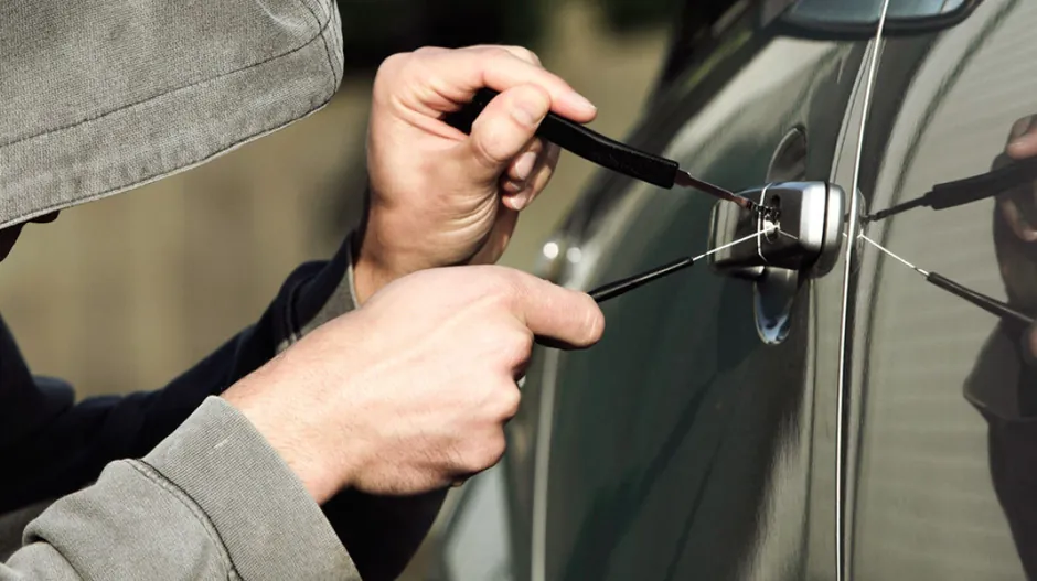 🔒 How to prevent car break-ins: a practical guide for everyday drivers