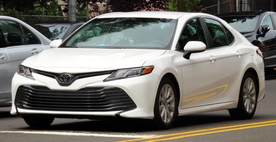 Toyota Camry windshield repair & replacement in Atlanta, GA