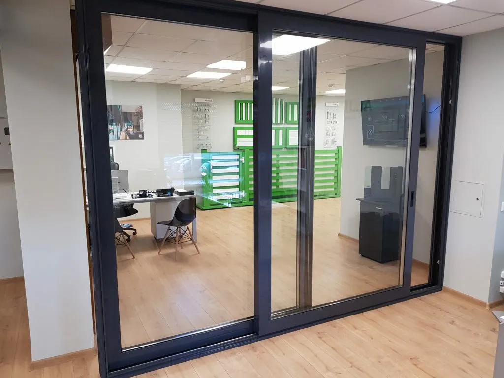 Multi-slide door configurations
